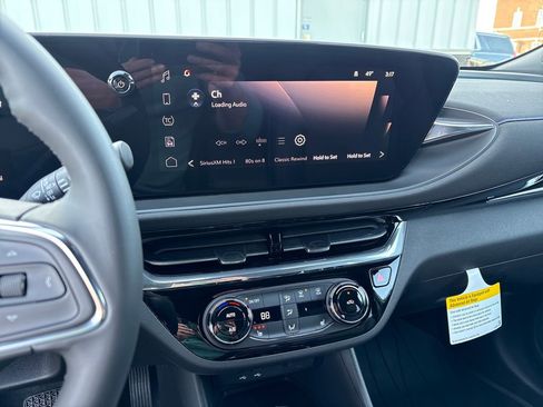 New 2026 Buick Envista Sport Touring w/ Convenience I Package FWD image 19