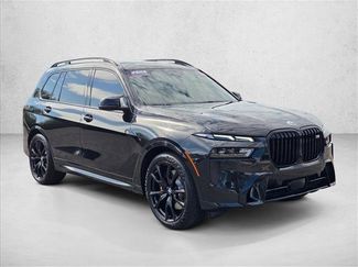 Used 2024 BMW X7 M60i AWD/4WD video 3