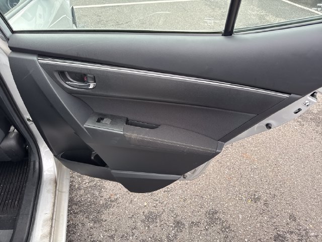 Used 2019 Toyota Corolla LE FWD image 16