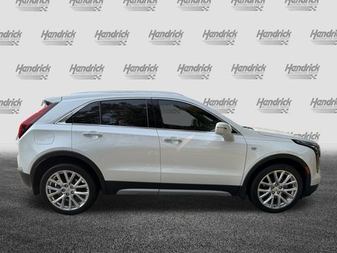 Used 2021 Cadillac XT4 Premium Luxury FWD image 10