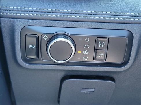 Used 2024 Ford Mustang Premium image 31