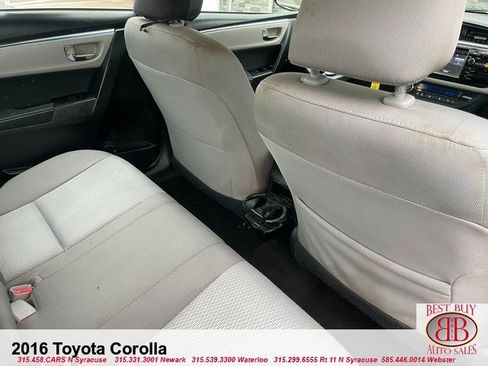 Used 2016 Toyota Corolla LE FWD image 10