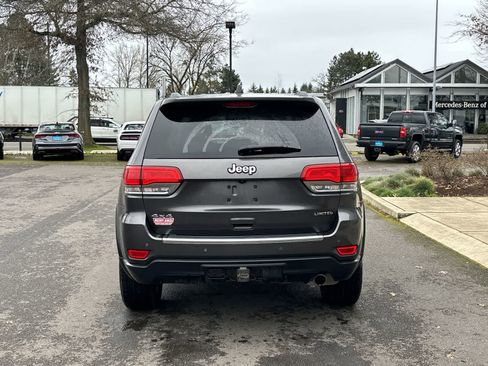 Used 2018 Jeep Grand Cherokee Limited w/ Trailer Tow Group IV image 4