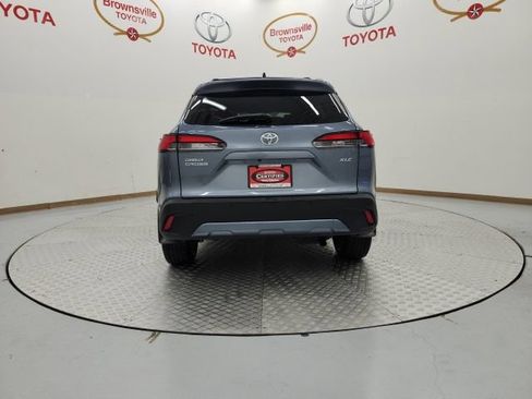 Used 2026 Toyota Corolla Cross XLE FWD image 7