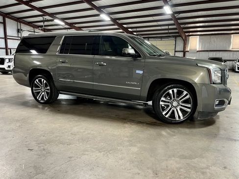 Used 2018 GMC Yukon XL Denali w/ Denali Ultimate Package image 5