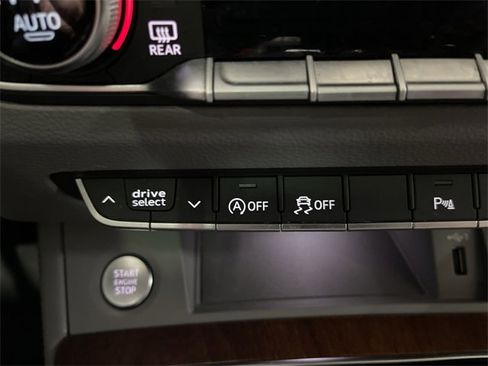 Used 2022 Audi Q5 2.0T Premium Plus image 32