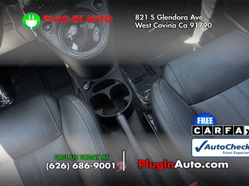 Used 2012 FIAT 500 Lounge w/ Luxury Leather Pkg FWD image 18