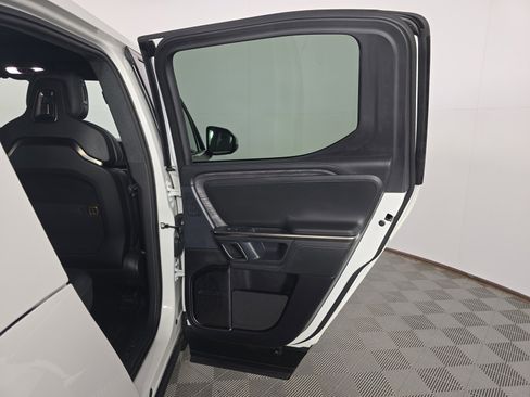Used 2024 Rivian R1T Adventure AWD/4WD image 19