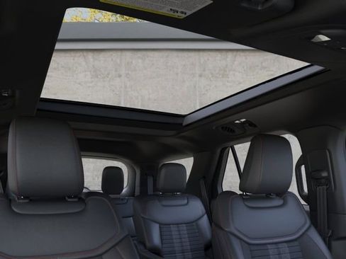 Used 2026 Ford Explorer ST-Line w/ ST-Line Street Pack AWD/4WD image 22