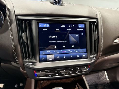 Used 2022 Maserati Levante GT image 29