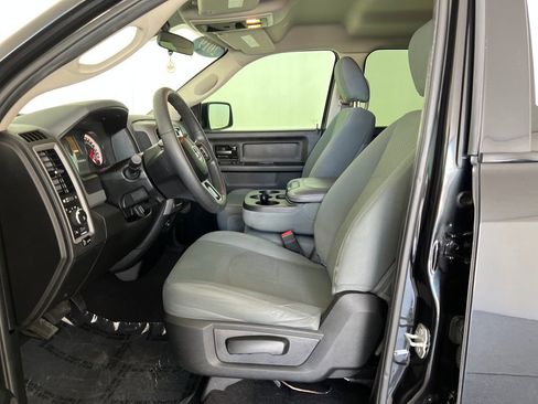 Used 2019 RAM 1500 Express w/ Express Value Package image 11