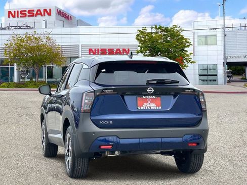 New 2026 Nissan Kicks SV w/ SV Premium Package image 3