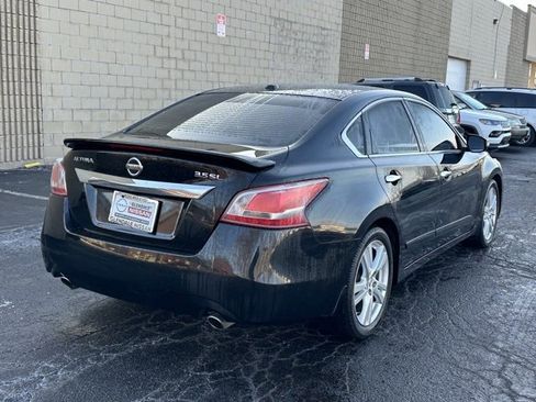 Used 2013 Nissan Altima 3.5 SL w/ Technology Pkg image 4