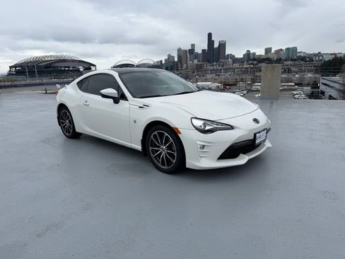 Used 2020 Toyota 86 image 1