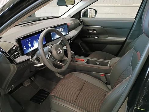 New 2026 Nissan Kicks SR w/ SR Premium Package image 8