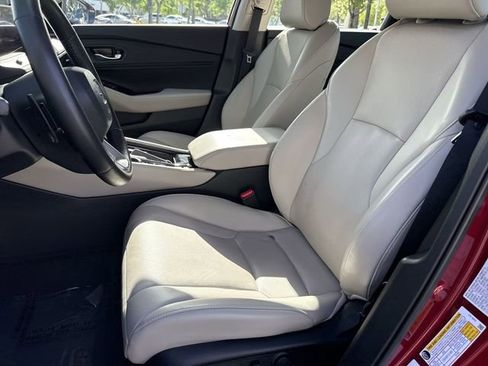 Used 2025 Honda Accord Touring image 11