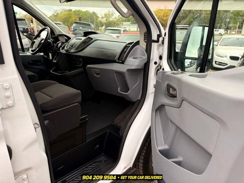 Used 2016 Ford Transit 150 XL RWD image 31