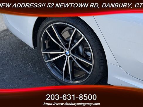 Used 2020 BMW 330i xDrive Sedan w/ M Sport Package AWD/4WD image 9