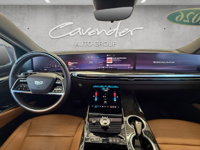 Certified 2026 Cadillac Escalade ESV Luxury w/ Touring Package AWD/4WD image 20