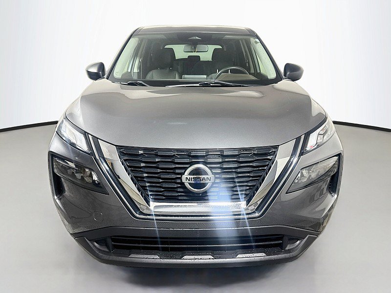 Used 2021 Nissan Rogue S FWD image 2