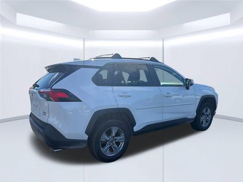 Used 2024 Toyota RAV4 XLE w/ Convenience Package AWD/4WD image 5