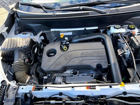 Used 2023 GMC Terrain SLT w/ Tech Package image 30