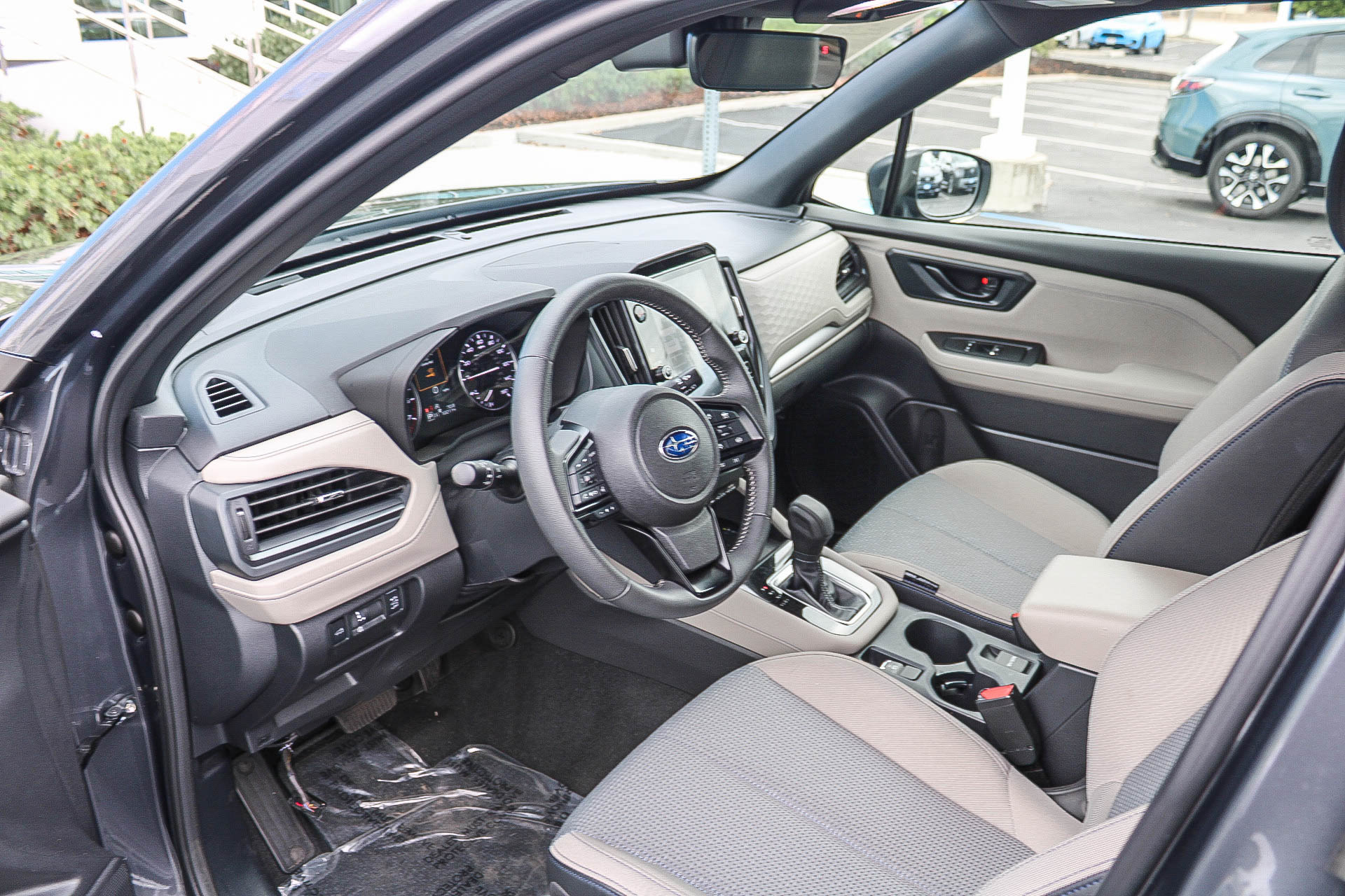 Used 2025 Subaru Forester Premium w/ Convenience Package #1 AWD/4WD image 19