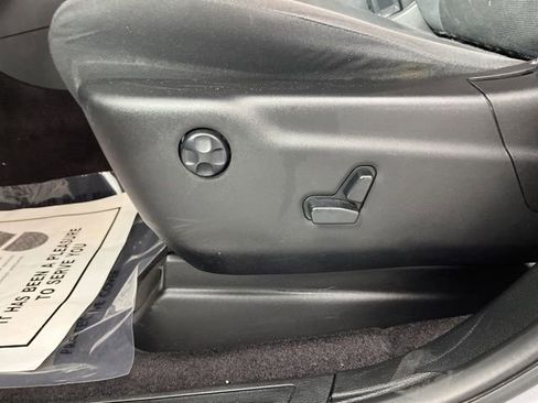 Used 2017 Jeep Grand Cherokee Laredo w/ Quick Order Package 2BE image 35