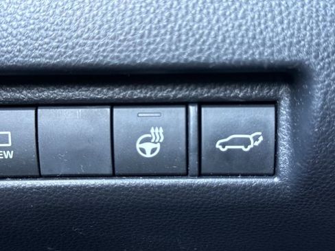 Used 2023 Toyota Venza Limited AWD/4WD image 33
