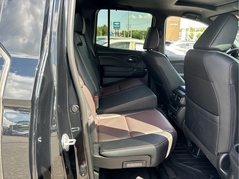 Used 2024 Honda Ridgeline Black Edition image 26