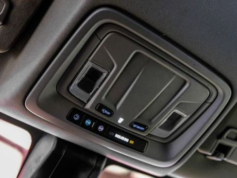 Used 2021 Chevrolet Silverado 2500 Custom w/ Custom Value Package image 24