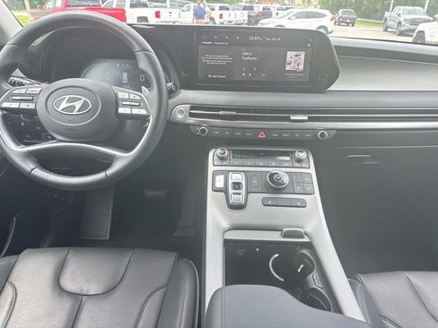 Used 2025 Hyundai Palisade SEL FWD image 21