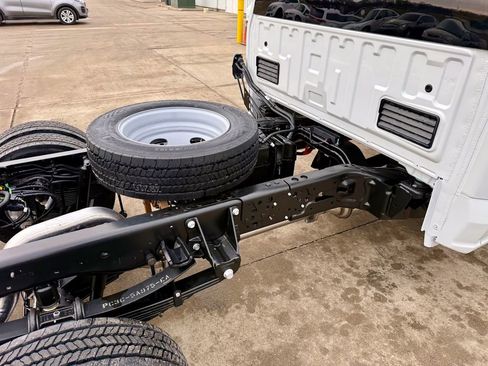 New 2026 Ford F550 4x4 Crew Cab Super Duty image 18