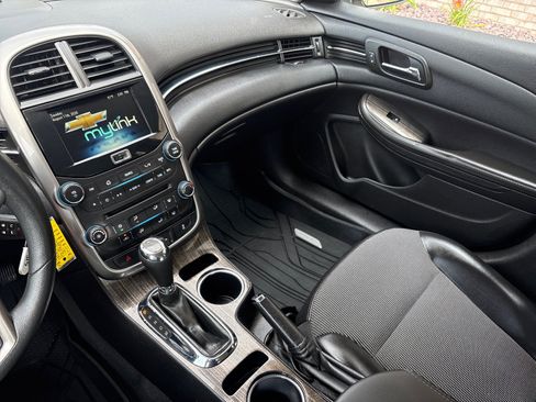 Used 2015 Chevrolet Malibu LT w/ Power Convenience Package FWD image 15