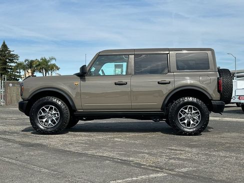 Certified 2025 Ford Bronco Badlands AWD/4WD image 6