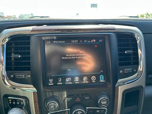Used 2015 RAM 1500 Laramie w/ Convenience Group AWD/4WD image 61