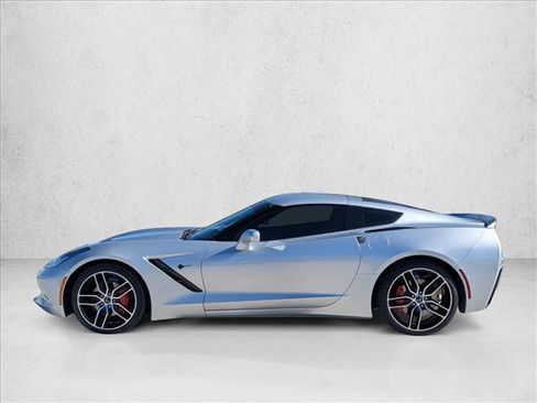 Used 2017 Chevrolet Corvette 3LT w/ 3LT Preferred Equipment Group image 9