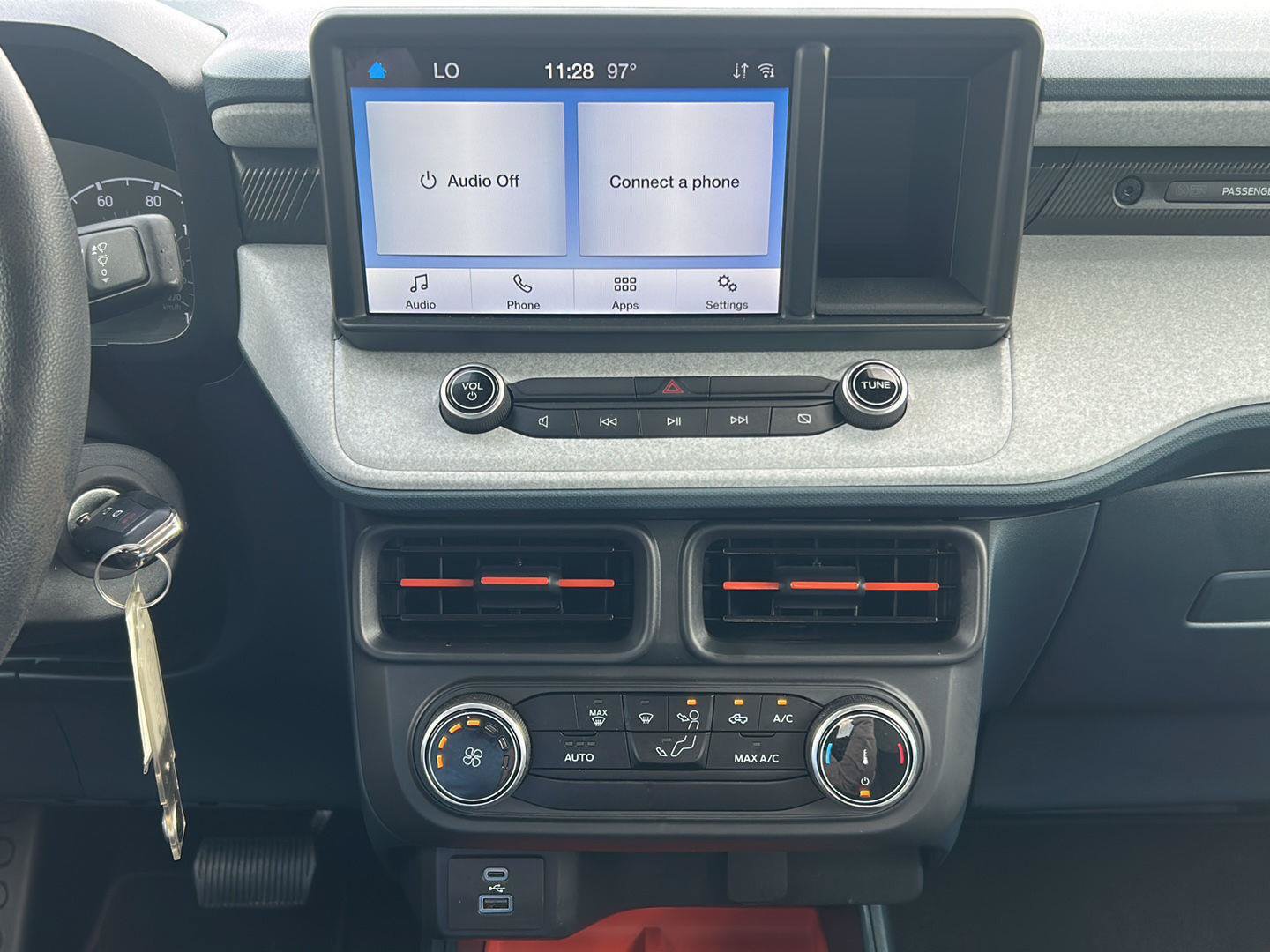 Used 2023 Ford Maverick XLT FWD image 14