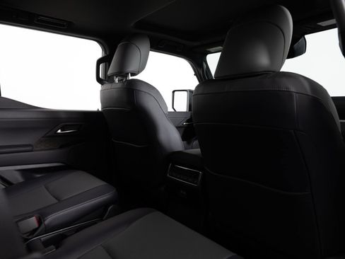 Used 2025 Lexus GX 550 w/ Cold Area Package AWD/4WD image 29