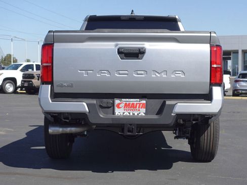 New 2026 Toyota Tacoma SR5 AWD/4WD image 4