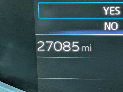 Used 2024 Toyota Prius XLE AWD/4WD image 17