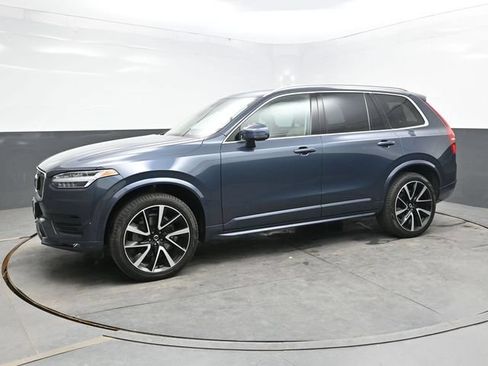 Used 2020 Volvo XC90 T6 Momentum AWD/4WD image 3