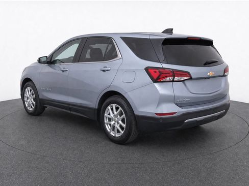 Used 2024 Chevrolet Equinox LT AWD/4WD image 3