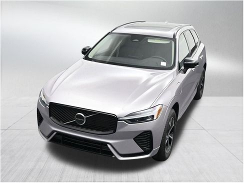 New 2026 Volvo XC60 T8 Core AWD/4WD image 20