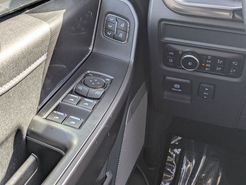 New 2025 Ford F150 Lariat w/ Equipment Group 501A Mid image 21