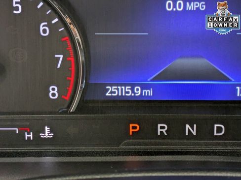 Used 2022 Ford Explorer XLT w/ Equipment Group 202A AWD/4WD image 17