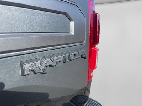 Used 2020 Ford F150 Raptor w/ Equipment Group 802A Luxury AWD/4WD image 8
