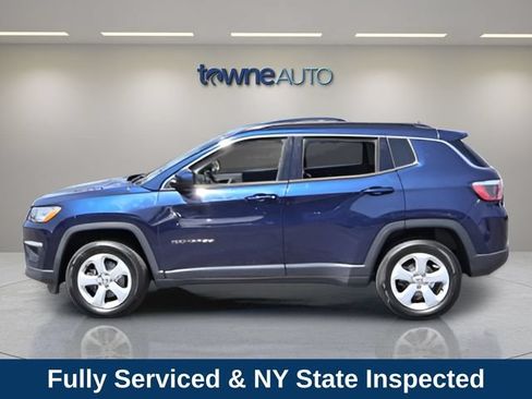 Used 2019 Jeep Compass Latitude AWD/4WD image 2