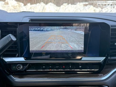 Used 2023 Chevrolet Silverado 1500 LT image 23