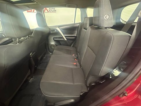 Used 2018 Toyota RAV4 Adventure image 16